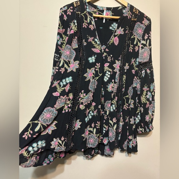 FREE PEOPLE Boho Flowy Tunic, Crochet Details Top - Picture 8 of 13